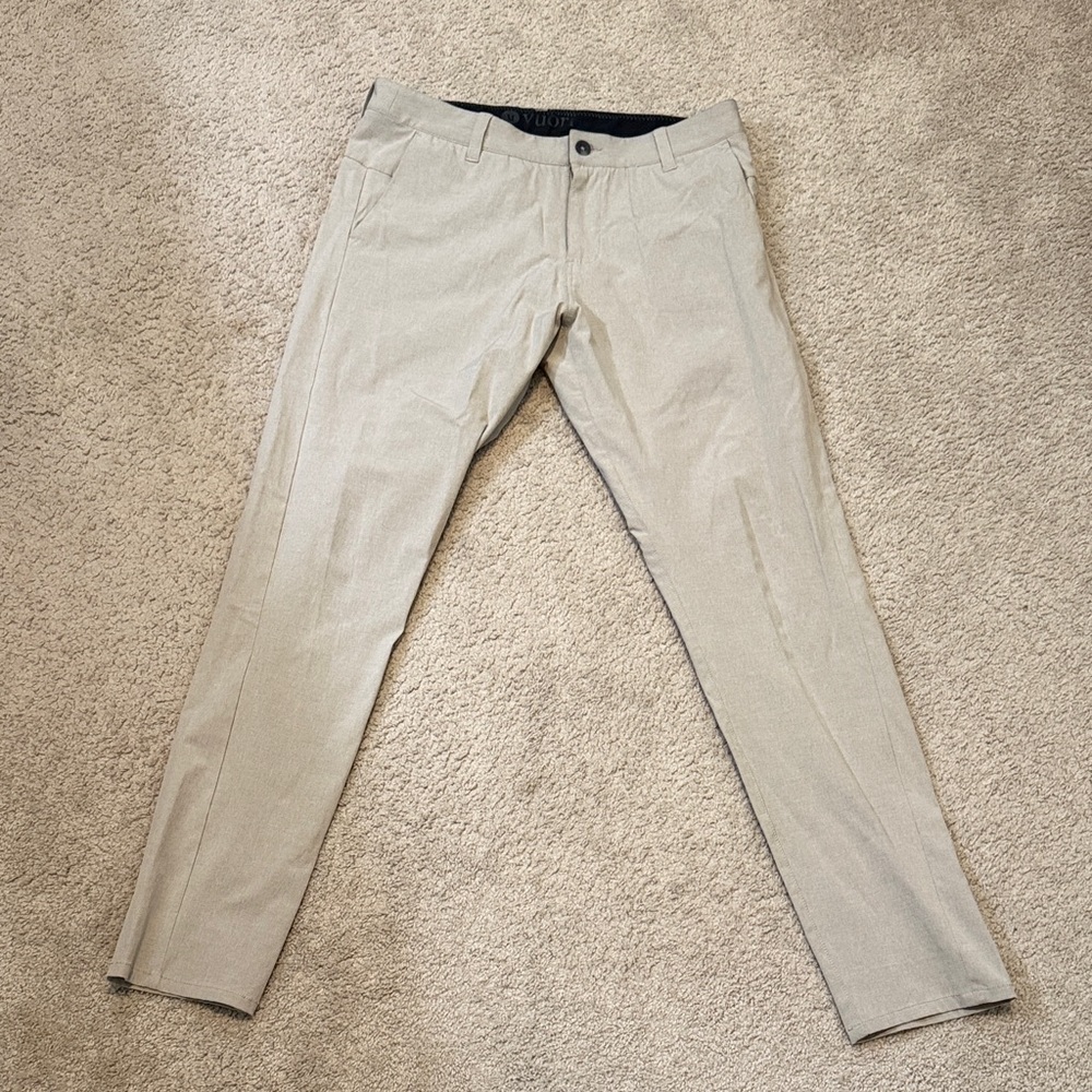 Vuori Men's Light Tan Chinos